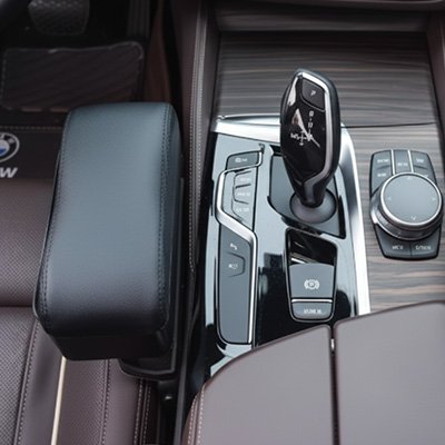 Accoudoir voiture